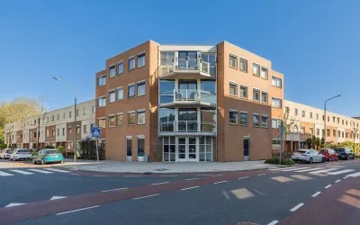 Appartement te koop: Abel Tasmanstraat 38, Van Kinsbergenstraat en omgeving Dordrecht