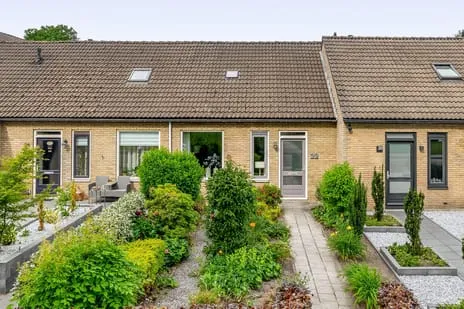 Tussenwoning te koop: Abelenhage 22, De Hagen Stadskanaal