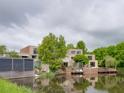 Tussenwoning te koop: Abraham De Haanstraat 8, Twiske-Oost Amsterdam