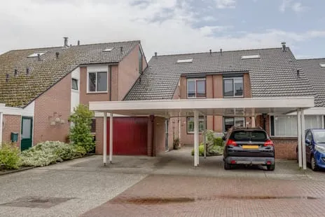 Tussenwoning te koop: Abraham Kuyperstraat 16, Winterswijk-Noordwest Winterswijk