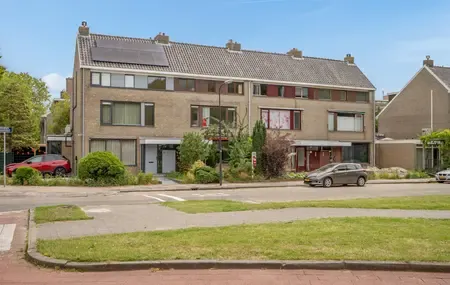 Tussenwoning te koop: Abraham Lincolnlaan 11, Rijswijk
