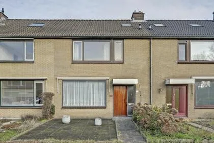 Tussenwoning te koop: Abraham Kuypersingel 36, Zwijndrecht