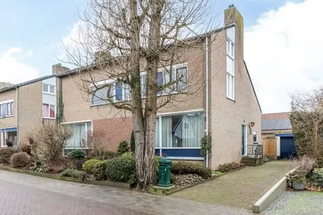 Twee-onder-één-kap te koop: Absbroekstraat 6, Munstergeleen Munstergeleen