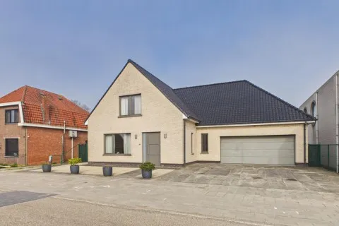 Vrijstaande woning te koop: Absdaalseweg 16, Absdaalseweg Hulst