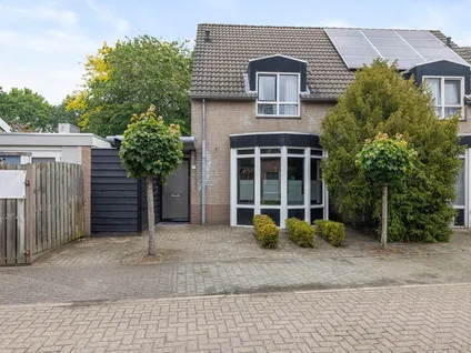 Semi-detached for sale: Abt van de Venstraat 28, De abdij Heeswijk-Dinther
