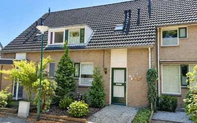 Tussenwoning te koop: Abtshof 44, Kept e.o. Bergeijk