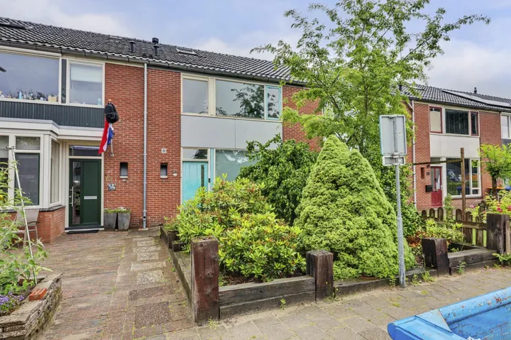 Tussenwoning te koop: Acacialaan 21, Winterswijk-Noordoost Winterswijk