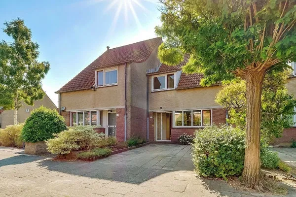 Tussenwoning te koop: Acaciastede 3, Bomenrijk Diemen