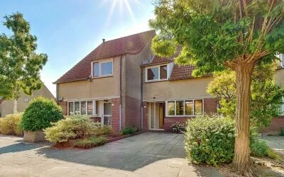 Terraced house for sale: Acaciastede 3, Bomenrijk Diemen