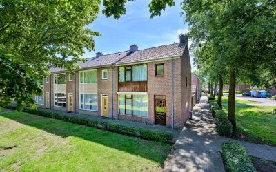 Corner house for sale: Acaciastraat 2, Hoevenbraak Schijndel