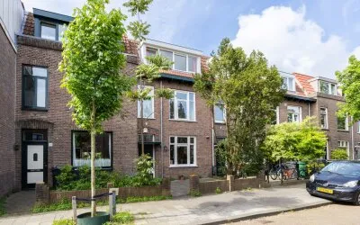 Tussenwoning te koop: Acaciastraat 23, Bomenbuurt-west Haarlem