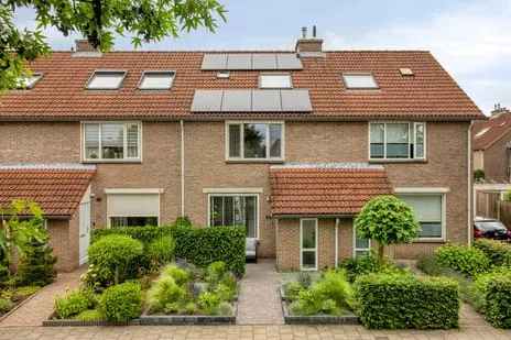 Tussenwoning te koop: Acaciastraat 35, Broekdijk Lichtenvoorde