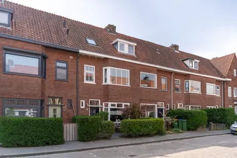 Tussenwoning te koop: Acaciastraat 45, Breda