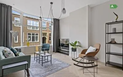 Appartement te huur: Acaciastraat 86, Bomenbuurt 'S-Gravenhage