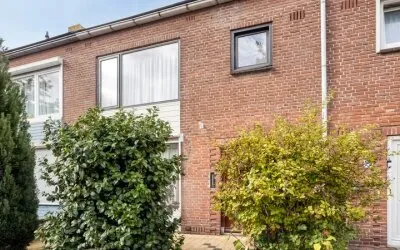 Tussenwoning te koop: Achillesstraat 25, Bergen Op Zoom