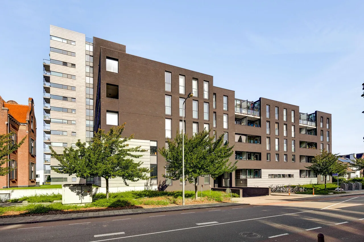 Appartement te koop: Achter de Cattentoren 79, Roermond