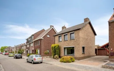 Twee-onder-één-kap te koop: Achter de Hoven 67A, Buchten Buchten