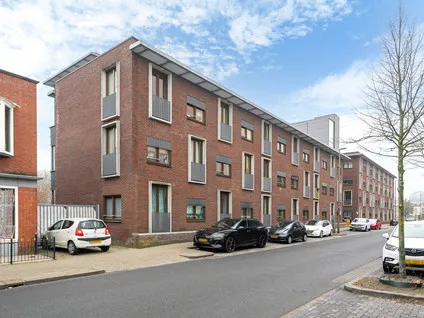 Studio te koop: Achter de Hoven 72B, Oranjewijk Leeuwarden