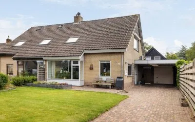 Semi-detached for sale: Achterbosk 19, Menaam Oost Menaam