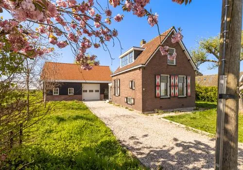 Vrijstaande woning te koop: Achterbroek 3, Achterbroek Berkenwoude