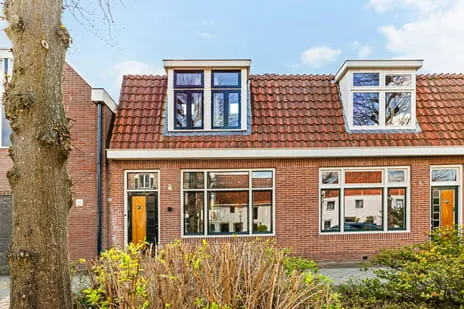 Tussenwoning te koop: Achtergracht 86B, Weesp