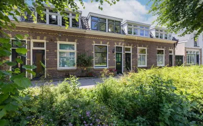 Twee-onder-één-kap te koop: Achtergracht 94, Weesp Centrum Weesp