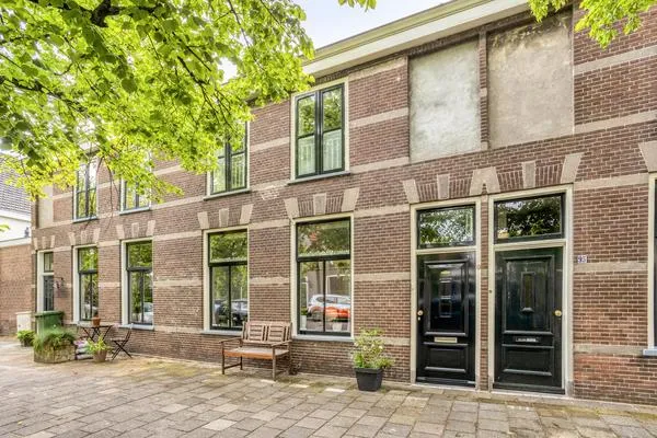 Tussenwoning te koop: Achterhaven 93, Edam-Oude kom Edam
