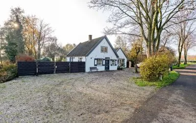 Vrijstaande woning te koop: Achterkade 13, Vianen buitengebied zuid Vianen