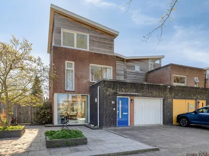 Twee-onder-één-kap te koop: Achtersteven 28, Etten-Leur