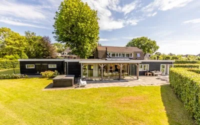 Detached house for sale: Achterstrypseweg 10, Verspreide huizen Rockanje