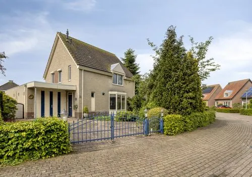 Vrijstaande woning te koop: Achterweem 14, De Weem Valburg