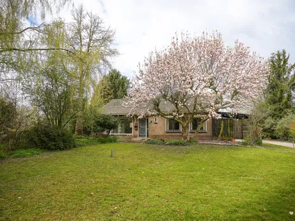 Vrijstaande woning te koop: Achterweg 14, Uitbreiding Heukelum Heukelum