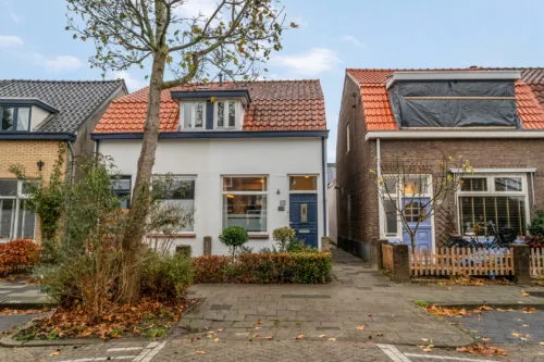 Twee-onder-één-kap te koop: Adamsweg 28, Sterrebos Tiel