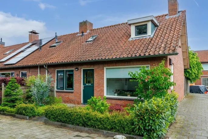 Hoekwoning te koop: Adelaarstraat 4, Zuid-Berghuizen Oldenzaal