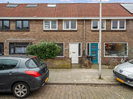 Tussenwoning te koop: Adelboldstraat 23, Elinkwijk en omgeving Utrecht