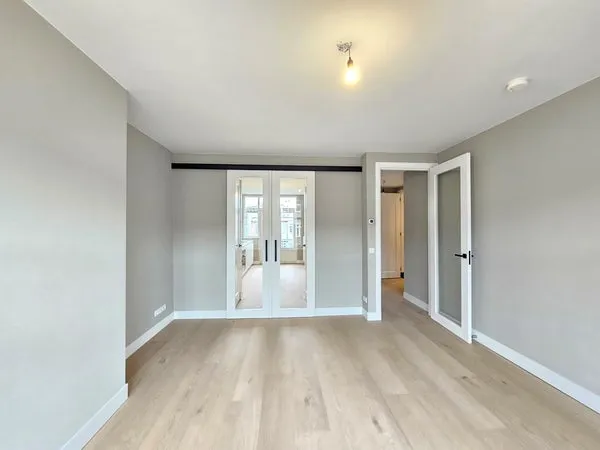 Woning te huur: Admiraal De Ruijterweg, Kortenaerkwartier Amsterdam