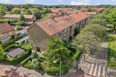Appartement te koop: Admiraal de Ruyterlaan 25, Zeeheldenkwartier Hilversum