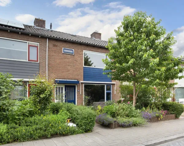 Tussenwoning te koop: Admiraal Helfrichstraat 30, De Meern-Zuid De Meern