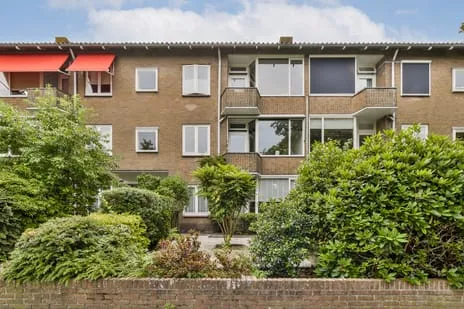 Appartement te koop: Admiraal de Ruyterlaan 155, Zeeheldenkwartier Hilversum