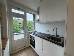 Appartement te huur: Admiraal de Ruyterweg 37C, Rubroek Rotterdam