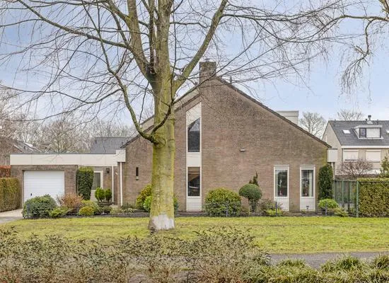 Hoekwoning te koop: Admiraalsweg 37, Venne-Oost Drunen