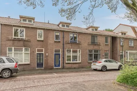 Tussenwoning te koop: Admiraliteitsweg 17, Centrum Zuid-West Enkhuizen
