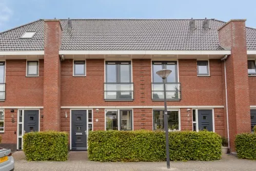 Tussenwoning te koop: Adriaan Anthoniszstraat 9, Zwaag