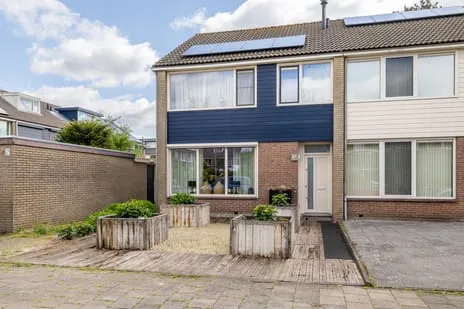 Hoekwoning te koop: Adriaan Blommestraat 12, Breda