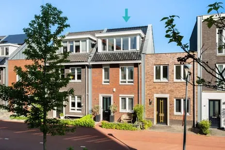 Tussenwoning te koop: Adriaan Duyckpad 15, Staatsliedenkwartier Woerden