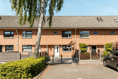 Tussenwoning te koop: Adriaan van Ostadestraat 41, Tussen de Vaarten N.- West Almere