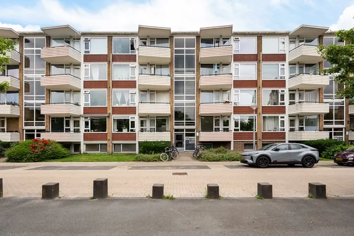 Appartement te koop: Adriaan van Ostadestraat 41, Kostverloren Groningen