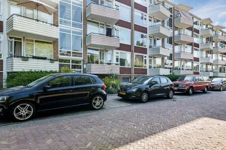Appartement te koop: Adriaan van Ostadestraat 75, Kostverloren Groningen