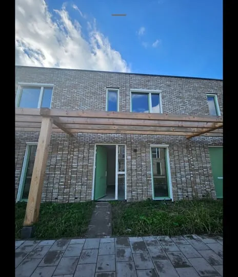Tussenwoning te koop: Adriaan de Grootpad 107, Oosterwold Noord Almere