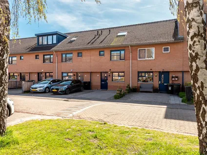 Tussenwoning te koop: Adriaan van Ostadestraat 42, Almere